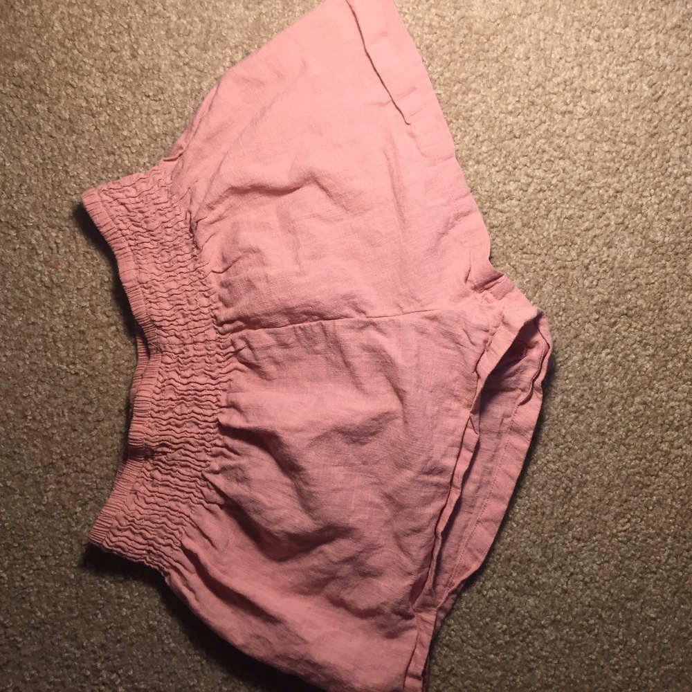pink shein shorts!